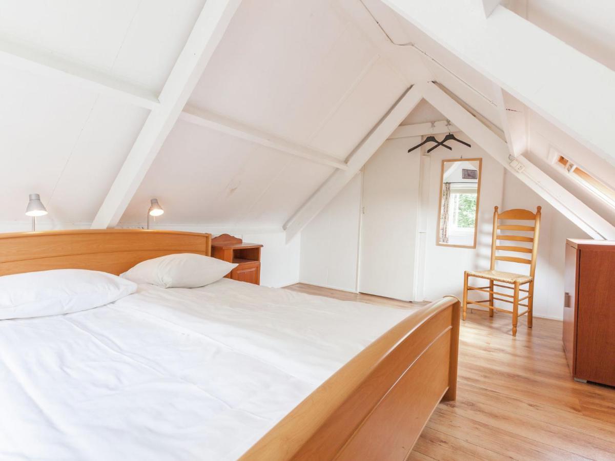 Cozy Holiday Home Near Forest In Baarn Exterior photo
